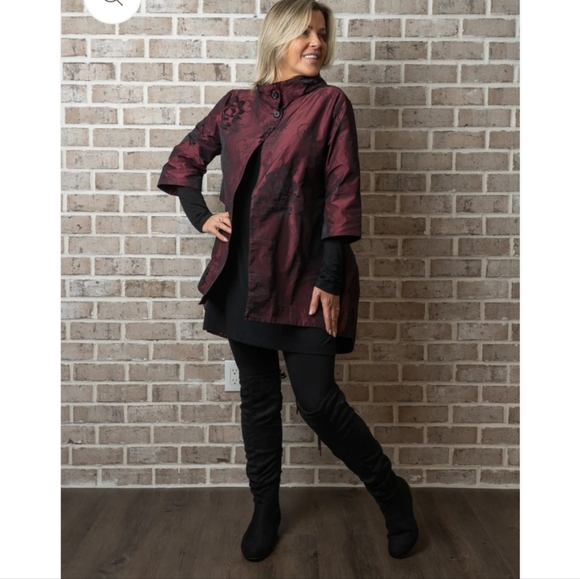 Bryn Walker Yael Textured Memory Crunch Woven Jacquard Stand Collar Jacket - Picture 2 of 11